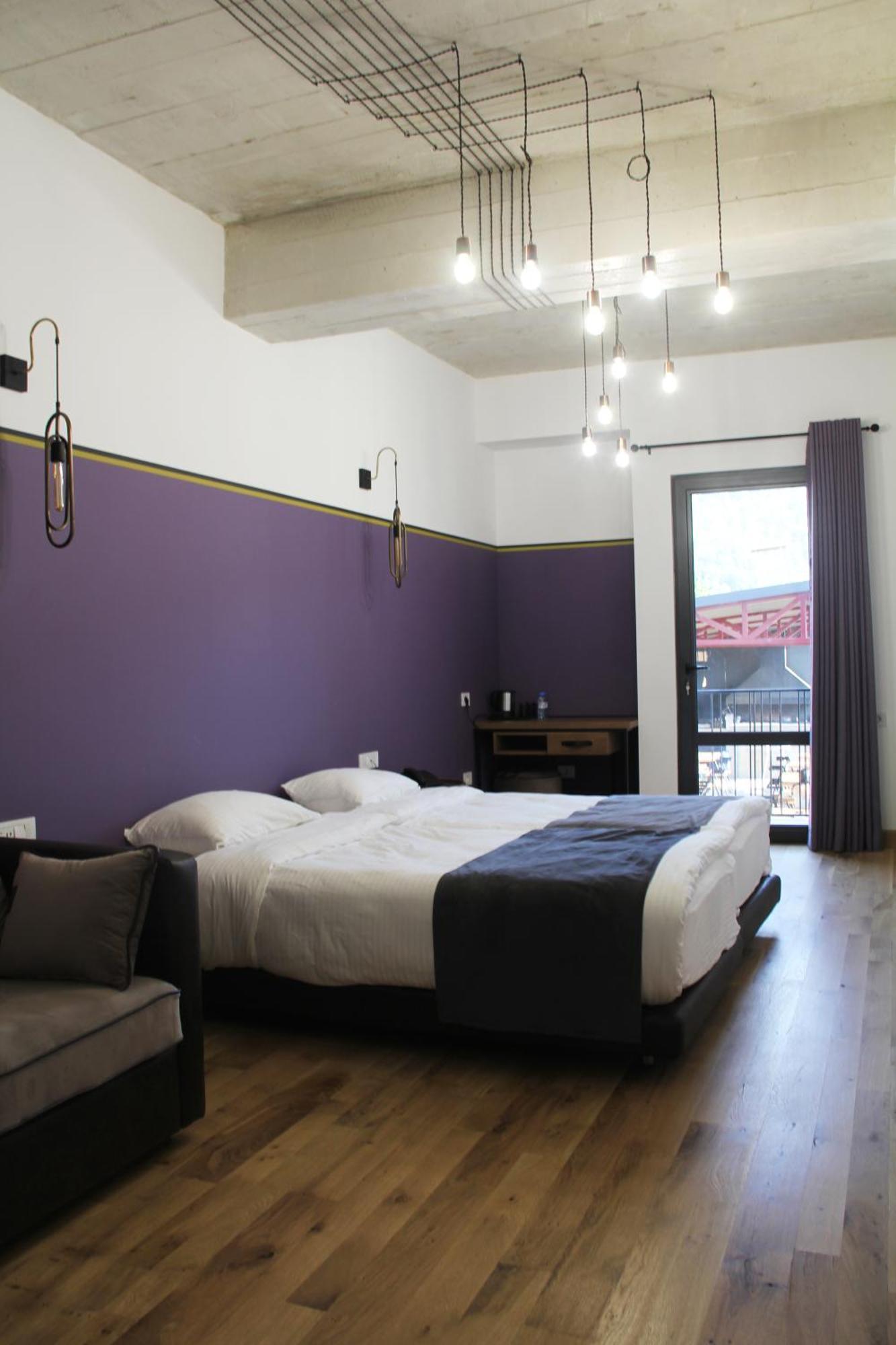 Hover Boutique Hotel Dilijan Phòng bức ảnh